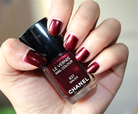 chanel le vernis nail colour 637 malice|Chanel particuliere nail polish.